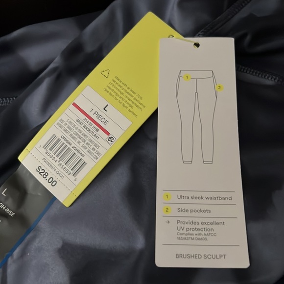 All in Motion™ Women's Brushed Sculpt High-Rise Leggings - Gray Wash - Picture 2 of 2